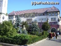 [P05] Palatul Culturii din Tg.Mures » foto by BOGDAN DSN
 - 
<span class="allrVoted glyphicon glyphicon-heart hidden" id="av142413"></span>
<a class="m-l-10 hidden" id="sv142413" onclick="voting_Foto_DelVot(,142413,4909)" role="button">șterge vot <span class="glyphicon glyphicon-remove"></span></a>
<a id="v9142413" class=" c-red"  onclick="voting_Foto_SetVot(142413)" role="button"><span class="glyphicon glyphicon-heart-empty"></span> <b>LIKE</b> = Votează poza</a> <img class="hidden"  id="f142413W9" src="/imagini/loader.gif" border="0" /><span class="AjErrMes hidden" id="e142413ErM"></span>