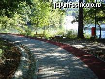 [P09] Asa arata aleea care inconjoara lacul Ursu » foto by BOGDAN DSN
 - 
<span class="allrVoted glyphicon glyphicon-heart hidden" id="av142417"></span>
<a class="m-l-10 hidden" id="sv142417" onclick="voting_Foto_DelVot(,142417,4909)" role="button">șterge vot <span class="glyphicon glyphicon-remove"></span></a>
<a id="v9142417" class=" c-red"  onclick="voting_Foto_SetVot(142417)" role="button"><span class="glyphicon glyphicon-heart-empty"></span> <b>LIKE</b> = Votează poza</a> <img class="hidden"  id="f142417W9" src="/imagini/loader.gif" border="0" /><span class="AjErrMes hidden" id="e142417ErM"></span>
