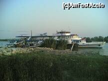 [P04] Sfantu Gheorghe - Pasagerul Vrancea in port, la odihna » foto by bessondm
 - 
<span class="allrVoted glyphicon glyphicon-heart hidden" id="av129943"></span>
<a class="m-l-10 hidden" id="sv129943" onclick="voting_Foto_DelVot(,129943,4923)" role="button">șterge vot <span class="glyphicon glyphicon-remove"></span></a>
<a id="v9129943" class=" c-red"  onclick="voting_Foto_SetVot(129943)" role="button"><span class="glyphicon glyphicon-heart-empty"></span> <b>LIKE</b> = Votează poza</a> <img class="hidden"  id="f129943W9" src="/imagini/loader.gif" border="0" /><span class="AjErrMes hidden" id="e129943ErM"></span>