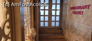 [P36] Intrare restaurant, etaj 1. » foto by tata123 🔱
 - 
<span class="allrVoted glyphicon glyphicon-heart hidden" id="av1521721"></span>
<a class="m-l-10 hidden" id="sv1521721" onclick="voting_Foto_DelVot(,1521721,4946)" role="button">șterge vot <span class="glyphicon glyphicon-remove"></span></a>
<a id="v91521721" class=" c-red"  onclick="voting_Foto_SetVot(1521721)" role="button"><span class="glyphicon glyphicon-heart-empty"></span> <b>LIKE</b> = Votează poza</a> <img class="hidden"  id="f1521721W9" src="/imagini/loader.gif" border="0" /><span class="AjErrMes hidden" id="e1521721ErM"></span>