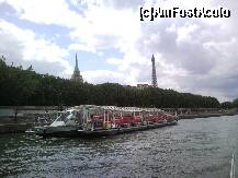 [P06] Paris - cu vaporasul pe Sena » foto by kmy
 - 
<span class="allrVoted glyphicon glyphicon-heart hidden" id="av120247"></span>
<a class="m-l-10 hidden" id="sv120247" onclick="voting_Foto_DelVot(,120247,4952)" role="button">șterge vot <span class="glyphicon glyphicon-remove"></span></a>
<a id="v9120247" class=" c-red"  onclick="voting_Foto_SetVot(120247)" role="button"><span class="glyphicon glyphicon-heart-empty"></span> <b>LIKE</b> = Votează poza</a> <img class="hidden"  id="f120247W9" src="/imagini/loader.gif" border="0" /><span class="AjErrMes hidden" id="e120247ErM"></span>