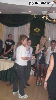 [P18] ... Arinuca!!! devenita astfel dubla castigatoare in aceasta seara! » foto by Dragoș_MD
 - 
<span class="allrVoted glyphicon glyphicon-heart hidden" id="av50901"></span>
<a class="m-l-10 hidden" id="sv50901" onclick="voting_Foto_DelVot(,50901,4961)" role="button">șterge vot <span class="glyphicon glyphicon-remove"></span></a>
<a id="v950901" class=" c-red"  onclick="voting_Foto_SetVot(50901)" role="button"><span class="glyphicon glyphicon-heart-empty"></span> <b>LIKE</b> = Votează poza</a> <img class="hidden"  id="f50901W9" src="/imagini/loader.gif" border="0" /><span class="AjErrMes hidden" id="e50901ErM"></span>