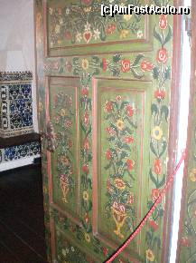 [P19] Castelul Bran - usa interioara » foto by presario
 - 
<span class="allrVoted glyphicon glyphicon-heart hidden" id="av54648"></span>
<a class="m-l-10 hidden" id="sv54648" onclick="voting_Foto_DelVot(,54648,4963)" role="button">șterge vot <span class="glyphicon glyphicon-remove"></span></a>
<a id="v954648" class=" c-red"  onclick="voting_Foto_SetVot(54648)" role="button"><span class="glyphicon glyphicon-heart-empty"></span> <b>LIKE</b> = Votează poza</a> <img class="hidden"  id="f54648W9" src="/imagini/loader.gif" border="0" /><span class="AjErrMes hidden" id="e54648ErM"></span>