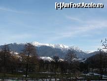 [P16] Curtea si priveliste frumoasa, Vila Stefi Bran » foto by ancamariagadea*
 - 
<span class="allrVoted glyphicon glyphicon-heart hidden" id="av51780"></span>
<a class="m-l-10 hidden" id="sv51780" onclick="voting_Foto_DelVot(,51780,4983)" role="button">șterge vot <span class="glyphicon glyphicon-remove"></span></a>
<a id="v951780" class=" c-red"  onclick="voting_Foto_SetVot(51780)" role="button"><span class="glyphicon glyphicon-heart-empty"></span> <b>LIKE</b> = Votează poza</a> <img class="hidden"  id="f51780W9" src="/imagini/loader.gif" border="0" /><span class="AjErrMes hidden" id="e51780ErM"></span>