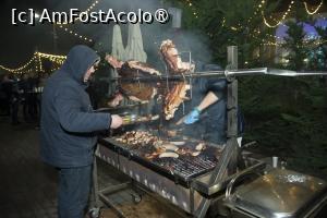 [P14] Totul se servea așa, la botul calului » foto by Yersinia Pestis
 - 
<span class="allrVoted glyphicon glyphicon-heart hidden" id="av1400615"></span>
<a class="m-l-10 hidden" id="sv1400615" onclick="voting_Foto_DelVot(,1400615,5014)" role="button">șterge vot <span class="glyphicon glyphicon-remove"></span></a>
<a id="v91400615" class=" c-red"  onclick="voting_Foto_SetVot(1400615)" role="button"><span class="glyphicon glyphicon-heart-empty"></span> <b>LIKE</b> = Votează poza</a> <img class="hidden"  id="f1400615W9" src="/imagini/loader.gif" border="0" /><span class="AjErrMes hidden" id="e1400615ErM"></span>