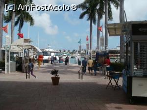 [P15] Vedere din centrul comercial spre Port of Miami » foto by diacrys*
 - 
<span class="allrVoted glyphicon glyphicon-heart hidden" id="av718403"></span>
<a class="m-l-10 hidden" id="sv718403" onclick="voting_Foto_DelVot(,718403,5053)" role="button">șterge vot <span class="glyphicon glyphicon-remove"></span></a>
<a id="v9718403" class=" c-red"  onclick="voting_Foto_SetVot(718403)" role="button"><span class="glyphicon glyphicon-heart-empty"></span> <b>LIKE</b> = Votează poza</a> <img class="hidden"  id="f718403W9" src="/imagini/loader.gif" border="0" /><span class="AjErrMes hidden" id="e718403ErM"></span>