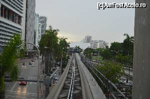 [P09] Miami Metromover » foto by Lacrimioara*
 - 
<span class="allrVoted glyphicon glyphicon-heart hidden" id="av539203"></span>
<a class="m-l-10 hidden" id="sv539203" onclick="voting_Foto_DelVot(,539203,5053)" role="button">șterge vot <span class="glyphicon glyphicon-remove"></span></a>
<a id="v9539203" class=" c-red"  onclick="voting_Foto_SetVot(539203)" role="button"><span class="glyphicon glyphicon-heart-empty"></span> <b>LIKE</b> = Votează poza</a> <img class="hidden"  id="f539203W9" src="/imagini/loader.gif" border="0" /><span class="AjErrMes hidden" id="e539203ErM"></span>