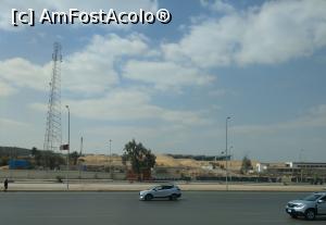 [P81] Pe partea opusă, clădirea de pe deal va fi The Grand Egyptian Museum. » foto by maryka
 - 
<span class="allrVoted glyphicon glyphicon-heart hidden" id="av1223151"></span>
<a class="m-l-10 hidden" id="sv1223151" onclick="voting_Foto_DelVot(,1223151,5067)" role="button">șterge vot <span class="glyphicon glyphicon-remove"></span></a>
<a id="v91223151" class=" c-red"  onclick="voting_Foto_SetVot(1223151)" role="button"><span class="glyphicon glyphicon-heart-empty"></span> <b>LIKE</b> = Votează poza</a> <img class="hidden"  id="f1223151W9" src="/imagini/loader.gif" border="0" /><span class="AjErrMes hidden" id="e1223151ErM"></span>