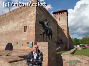 [P03] La Cetatea Medievală din Gyula, Ungaria. » foto by traian.leuca †
 - 
<span class="allrVoted glyphicon glyphicon-heart hidden" id="av1126520"></span>
<a class="m-l-10 hidden" id="sv1126520" onclick="voting_Foto_DelVot(,1126520,5072)" role="button">șterge vot <span class="glyphicon glyphicon-remove"></span></a>
<a id="v91126520" class=" c-red"  onclick="voting_Foto_SetVot(1126520)" role="button"><span class="glyphicon glyphicon-heart-empty"></span> <b>LIKE</b> = Votează poza</a> <img class="hidden"  id="f1126520W9" src="/imagini/loader.gif" border="0" /><span class="AjErrMes hidden" id="e1126520ErM"></span>