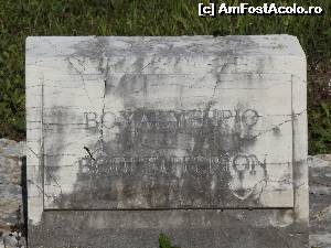 [P12] Piatra ce marchează Bouleuterion » foto by irinad
 - 
<span class="allrVoted glyphicon glyphicon-heart hidden" id="av624676"></span>
<a class="m-l-10 hidden" id="sv624676" onclick="voting_Foto_DelVot(,624676,5075)" role="button">șterge vot <span class="glyphicon glyphicon-remove"></span></a>
<a id="v9624676" class=" c-red"  onclick="voting_Foto_SetVot(624676)" role="button"><span class="glyphicon glyphicon-heart-empty"></span> <b>LIKE</b> = Votează poza</a> <img class="hidden"  id="f624676W9" src="/imagini/loader.gif" border="0" /><span class="AjErrMes hidden" id="e624676ErM"></span>
