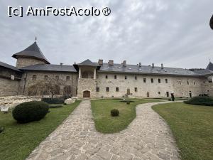 [P48] Mânăstirea Sucevița » foto by AZE
 - 
<span class="allrVoted glyphicon glyphicon-heart hidden" id="av1479130"></span>
<a class="m-l-10 hidden" id="sv1479130" onclick="voting_Foto_DelVot(,1479130,5114)" role="button">șterge vot <span class="glyphicon glyphicon-remove"></span></a>
<a id="v91479130" class=" c-red"  onclick="voting_Foto_SetVot(1479130)" role="button"><span class="glyphicon glyphicon-heart-empty"></span> <b>LIKE</b> = Votează poza</a> <img class="hidden"  id="f1479130W9" src="/imagini/loader.gif" border="0" /><span class="AjErrMes hidden" id="e1479130ErM"></span>
