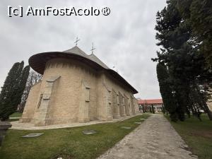 [P78] Mânăstirea Bogdana din Rădăuți » foto by AZE
 - 
<span class="allrVoted glyphicon glyphicon-heart hidden" id="av1479160"></span>
<a class="m-l-10 hidden" id="sv1479160" onclick="voting_Foto_DelVot(,1479160,5114)" role="button">șterge vot <span class="glyphicon glyphicon-remove"></span></a>
<a id="v91479160" class=" c-red"  onclick="voting_Foto_SetVot(1479160)" role="button"><span class="glyphicon glyphicon-heart-empty"></span> <b>LIKE</b> = Votează poza</a> <img class="hidden"  id="f1479160W9" src="/imagini/loader.gif" border="0" /><span class="AjErrMes hidden" id="e1479160ErM"></span>