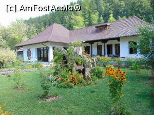 [P08] Muzeul Vivant din apropierea Manastirii Agapia » foto by liviu49
 - 
<span class="allrVoted glyphicon glyphicon-heart hidden" id="av1302648"></span>
<a class="m-l-10 hidden" id="sv1302648" onclick="voting_Foto_DelVot(,1302648,5114)" role="button">șterge vot <span class="glyphicon glyphicon-remove"></span></a>
<a id="v91302648" class=" c-red"  onclick="voting_Foto_SetVot(1302648)" role="button"><span class="glyphicon glyphicon-heart-empty"></span> <b>LIKE</b> = Votează poza</a> <img class="hidden"  id="f1302648W9" src="/imagini/loader.gif" border="0" /><span class="AjErrMes hidden" id="e1302648ErM"></span>