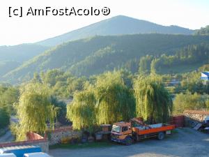 [P43] Dimineata vedere din balcon in curtea din spatele pensiunii . » foto by liviu49
 - 
<span class="allrVoted glyphicon glyphicon-heart hidden" id="av1302954"></span>
<a class="m-l-10 hidden" id="sv1302954" onclick="voting_Foto_DelVot(,1302954,5114)" role="button">șterge vot <span class="glyphicon glyphicon-remove"></span></a>
<a id="v91302954" class=" c-red"  onclick="voting_Foto_SetVot(1302954)" role="button"><span class="glyphicon glyphicon-heart-empty"></span> <b>LIKE</b> = Votează poza</a> <img class="hidden"  id="f1302954W9" src="/imagini/loader.gif" border="0" /><span class="AjErrMes hidden" id="e1302954ErM"></span>