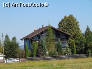 [P52] Vecinii pensiunii . » foto by liviu49
 - 
<span class="allrVoted glyphicon glyphicon-heart hidden" id="av1303201"></span>
<a class="m-l-10 hidden" id="sv1303201" onclick="voting_Foto_DelVot(,1303201,5114)" role="button">șterge vot <span class="glyphicon glyphicon-remove"></span></a>
<a id="v91303201" class=" c-red"  onclick="voting_Foto_SetVot(1303201)" role="button"><span class="glyphicon glyphicon-heart-empty"></span> <b>LIKE</b> = Votează poza</a> <img class="hidden"  id="f1303201W9" src="/imagini/loader.gif" border="0" /><span class="AjErrMes hidden" id="e1303201ErM"></span>