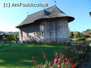 [P55] Vedere a bisericii manastirii Humor, peretele sudic si cel estic . » foto by liviu49
 - 
<span class="allrVoted glyphicon glyphicon-heart hidden" id="av1303204"></span>
<a class="m-l-10 hidden" id="sv1303204" onclick="voting_Foto_DelVot(,1303204,5114)" role="button">șterge vot <span class="glyphicon glyphicon-remove"></span></a>
<a id="v91303204" class=" c-red"  onclick="voting_Foto_SetVot(1303204)" role="button"><span class="glyphicon glyphicon-heart-empty"></span> <b>LIKE</b> = Votează poza</a> <img class="hidden"  id="f1303204W9" src="/imagini/loader.gif" border="0" /><span class="AjErrMes hidden" id="e1303204ErM"></span>