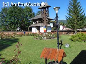 [P58] Troita din curtea manastirii Humor . » foto by liviu49
 - 
<span class="allrVoted glyphicon glyphicon-heart hidden" id="av1303207"></span>
<a class="m-l-10 hidden" id="sv1303207" onclick="voting_Foto_DelVot(,1303207,5114)" role="button">șterge vot <span class="glyphicon glyphicon-remove"></span></a>
<a id="v91303207" class=" c-red"  onclick="voting_Foto_SetVot(1303207)" role="button"><span class="glyphicon glyphicon-heart-empty"></span> <b>LIKE</b> = Votează poza</a> <img class="hidden"  id="f1303207W9" src="/imagini/loader.gif" border="0" /><span class="AjErrMes hidden" id="e1303207ErM"></span>