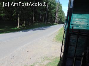 [P20] Ne insotesc acum padurea si soseaua . » foto by liviu49
 - 
<span class="allrVoted glyphicon glyphicon-heart hidden" id="av1304845"></span>
<a class="m-l-10 hidden" id="sv1304845" onclick="voting_Foto_DelVot(,1304845,5114)" role="button">șterge vot <span class="glyphicon glyphicon-remove"></span></a>
<a id="v91304845" class=" c-red"  onclick="voting_Foto_SetVot(1304845)" role="button"><span class="glyphicon glyphicon-heart-empty"></span> <b>LIKE</b> = Votează poza</a> <img class="hidden"  id="f1304845W9" src="/imagini/loader.gif" border="0" /><span class="AjErrMes hidden" id="e1304845ErM"></span>