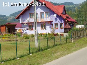 [P24] Casa violeta care ne-a atras atentia la ducere . » foto by liviu49
 - 
<span class="allrVoted glyphicon glyphicon-heart hidden" id="av1304849"></span>
<a class="m-l-10 hidden" id="sv1304849" onclick="voting_Foto_DelVot(,1304849,5114)" role="button">șterge vot <span class="glyphicon glyphicon-remove"></span></a>
<a id="v91304849" class=" c-red"  onclick="voting_Foto_SetVot(1304849)" role="button"><span class="glyphicon glyphicon-heart-empty"></span> <b>LIKE</b> = Votează poza</a> <img class="hidden"  id="f1304849W9" src="/imagini/loader.gif" border="0" /><span class="AjErrMes hidden" id="e1304849ErM"></span>