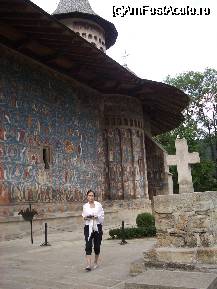 [P17] Fresce exteriore ale manastirii Voronet » foto by ancamariagadea*
 - 
<span class="allrVoted glyphicon glyphicon-heart hidden" id="av34833"></span>
<a class="m-l-10 hidden" id="sv34833" onclick="voting_Foto_DelVot(,34833,5114)" role="button">șterge vot <span class="glyphicon glyphicon-remove"></span></a>
<a id="v934833" class=" c-red"  onclick="voting_Foto_SetVot(34833)" role="button"><span class="glyphicon glyphicon-heart-empty"></span> <b>LIKE</b> = Votează poza</a> <img class="hidden"  id="f34833W9" src="/imagini/loader.gif" border="0" /><span class="AjErrMes hidden" id="e34833ErM"></span>