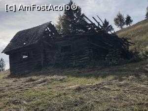 [P33] o casuta distrusa de un incendiu » foto by Dan&Ema
 - 
<span class="allrVoted glyphicon glyphicon-heart hidden" id="av1199506"></span>
<a class="m-l-10 hidden" id="sv1199506" onclick="voting_Foto_DelVot(,1199506,5116)" role="button">șterge vot <span class="glyphicon glyphicon-remove"></span></a>
<a id="v91199506" class=" c-red"  onclick="voting_Foto_SetVot(1199506)" role="button"><span class="glyphicon glyphicon-heart-empty"></span> <b>LIKE</b> = Votează poza</a> <img class="hidden"  id="f1199506W9" src="/imagini/loader.gif" border="0" /><span class="AjErrMes hidden" id="e1199506ErM"></span>