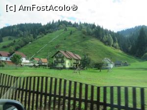 [P12] Peisaj în zona Cheia-Moieciu de Sus.  » foto by tata123 🔱
 - 
<span class="allrVoted glyphicon glyphicon-heart hidden" id="av797149"></span>
<a class="m-l-10 hidden" id="sv797149" onclick="voting_Foto_DelVot(,797149,5116)" role="button">șterge vot <span class="glyphicon glyphicon-remove"></span></a>
<a id="v9797149" class=" c-red"  onclick="voting_Foto_SetVot(797149)" role="button"><span class="glyphicon glyphicon-heart-empty"></span> <b>LIKE</b> = Votează poza</a> <img class="hidden"  id="f797149W9" src="/imagini/loader.gif" border="0" /><span class="AjErrMes hidden" id="e797149ErM"></span>