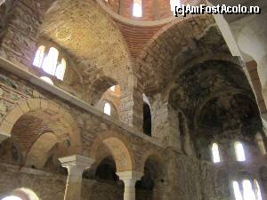 [P03] Mystras » foto by dana2104
 - 
<span class="allrVoted glyphicon glyphicon-heart hidden" id="av557746"></span>
<a class="m-l-10 hidden" id="sv557746" onclick="voting_Foto_DelVot(,557746,5137)" role="button">șterge vot <span class="glyphicon glyphicon-remove"></span></a>
<a id="v9557746" class=" c-red"  onclick="voting_Foto_SetVot(557746)" role="button"><span class="glyphicon glyphicon-heart-empty"></span> <b>LIKE</b> = Votează poza</a> <img class="hidden"  id="f557746W9" src="/imagini/loader.gif" border="0" /><span class="AjErrMes hidden" id="e557746ErM"></span>