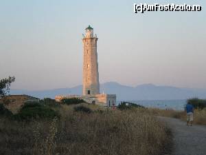 [P39] Gythio-farul de pe insula Cranae » foto by dana2104
 - 
<span class="allrVoted glyphicon glyphicon-heart hidden" id="av642395"></span>
<a class="m-l-10 hidden" id="sv642395" onclick="voting_Foto_DelVot(,642395,5137)" role="button">șterge vot <span class="glyphicon glyphicon-remove"></span></a>
<a id="v9642395" class=" c-red"  onclick="voting_Foto_SetVot(642395)" role="button"><span class="glyphicon glyphicon-heart-empty"></span> <b>LIKE</b> = Votează poza</a> <img class="hidden"  id="f642395W9" src="/imagini/loader.gif" border="0" /><span class="AjErrMes hidden" id="e642395ErM"></span>