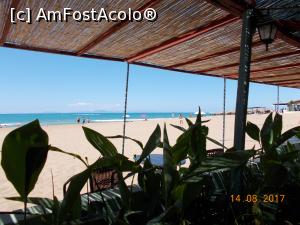 [P41] Plaja campingului vazuta de la taverna » foto by dana2104
 - 
<span class="allrVoted glyphicon glyphicon-heart hidden" id="av918303"></span>
<a class="m-l-10 hidden" id="sv918303" onclick="voting_Foto_DelVot(,918303,5137)" role="button">șterge vot <span class="glyphicon glyphicon-remove"></span></a>
<a id="v9918303" class=" c-red"  onclick="voting_Foto_SetVot(918303)" role="button"><span class="glyphicon glyphicon-heart-empty"></span> <b>LIKE</b> = Votează poza</a> <img class="hidden"  id="f918303W9" src="/imagini/loader.gif" border="0" /><span class="AjErrMes hidden" id="e918303ErM"></span>