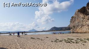 [P69] Plaja Voidokilia » foto by Carmen Ion
 - 
<span class="allrVoted glyphicon glyphicon-heart hidden" id="av1265384"></span>
<a class="m-l-10 hidden" id="sv1265384" onclick="voting_Foto_DelVot(,1265384,5137)" role="button">șterge vot <span class="glyphicon glyphicon-remove"></span></a>
<a id="v91265384" class=" c-red"  onclick="voting_Foto_SetVot(1265384)" role="button"><span class="glyphicon glyphicon-heart-empty"></span> <b>LIKE</b> = Votează poza</a> <img class="hidden"  id="f1265384W9" src="/imagini/loader.gif" border="0" /><span class="AjErrMes hidden" id="e1265384ErM"></span>
