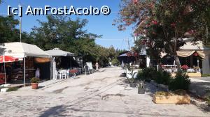 [P10] Spre plaja Gialova » foto by Carmen Ion
 - 
<span class="allrVoted glyphicon glyphicon-heart hidden" id="av1265665"></span>
<a class="m-l-10 hidden" id="sv1265665" onclick="voting_Foto_DelVot(,1265665,5137)" role="button">șterge vot <span class="glyphicon glyphicon-remove"></span></a>
<a id="v91265665" class=" c-red"  onclick="voting_Foto_SetVot(1265665)" role="button"><span class="glyphicon glyphicon-heart-empty"></span> <b>LIKE</b> = Votează poza</a> <img class="hidden"  id="f1265665W9" src="/imagini/loader.gif" border="0" /><span class="AjErrMes hidden" id="e1265665ErM"></span>