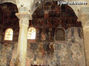 [P11] Mitropoli - superbe fresce şi coloane.  » foto by Carmen Ion
 - 
<span class="allrVoted glyphicon glyphicon-heart hidden" id="av688249"></span>
<a class="m-l-10 hidden" id="sv688249" onclick="voting_Foto_DelVot(,688249,5137)" role="button">șterge vot <span class="glyphicon glyphicon-remove"></span></a>
<a id="v9688249" class=" c-red"  onclick="voting_Foto_SetVot(688249)" role="button"><span class="glyphicon glyphicon-heart-empty"></span> <b>LIKE</b> = Votează poza</a> <img class="hidden"  id="f688249W9" src="/imagini/loader.gif" border="0" /><span class="AjErrMes hidden" id="e688249ErM"></span>