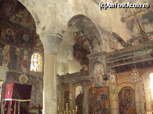[P13] Mitropoli - imagine de ansamblu a interiorului.  » foto by Carmen Ion
 - 
<span class="allrVoted glyphicon glyphicon-heart hidden" id="av688251"></span>
<a class="m-l-10 hidden" id="sv688251" onclick="voting_Foto_DelVot(,688251,5137)" role="button">șterge vot <span class="glyphicon glyphicon-remove"></span></a>
<a id="v9688251" class=" c-red"  onclick="voting_Foto_SetVot(688251)" role="button"><span class="glyphicon glyphicon-heart-empty"></span> <b>LIKE</b> = Votează poza</a> <img class="hidden"  id="f688251W9" src="/imagini/loader.gif" border="0" /><span class="AjErrMes hidden" id="e688251ErM"></span>