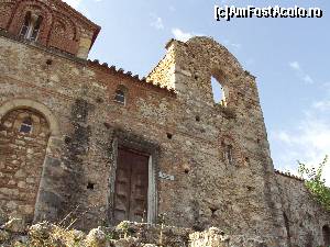 [P18] Mica biserică Evangelistria.  » foto by Carmen Ion
 - 
<span class="allrVoted glyphicon glyphicon-heart hidden" id="av688256"></span>
<a class="m-l-10 hidden" id="sv688256" onclick="voting_Foto_DelVot(,688256,5137)" role="button">șterge vot <span class="glyphicon glyphicon-remove"></span></a>
<a id="v9688256" class=" c-red"  onclick="voting_Foto_SetVot(688256)" role="button"><span class="glyphicon glyphicon-heart-empty"></span> <b>LIKE</b> = Votează poza</a> <img class="hidden"  id="f688256W9" src="/imagini/loader.gif" border="0" /><span class="AjErrMes hidden" id="e688256ErM"></span>