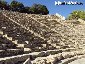 [P11] Teatrul - se observă starea bună a rândurilor de bănci.  » foto by Carmen Ion
 - 
<span class="allrVoted glyphicon glyphicon-heart hidden" id="av689273"></span>
<a class="m-l-10 hidden" id="sv689273" onclick="voting_Foto_DelVot(,689273,5137)" role="button">șterge vot <span class="glyphicon glyphicon-remove"></span></a>
<a id="v9689273" class=" c-red"  onclick="voting_Foto_SetVot(689273)" role="button"><span class="glyphicon glyphicon-heart-empty"></span> <b>LIKE</b> = Votează poza</a> <img class="hidden"  id="f689273W9" src="/imagini/loader.gif" border="0" /><span class="AjErrMes hidden" id="e689273ErM"></span>