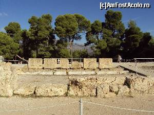 [P13] Fragmente din skene (sala de primire principală) şi proskenion (prelungirea scenei).  » foto by Carmen Ion
 - 
<span class="allrVoted glyphicon glyphicon-heart hidden" id="av689275"></span>
<a class="m-l-10 hidden" id="sv689275" onclick="voting_Foto_DelVot(,689275,5137)" role="button">șterge vot <span class="glyphicon glyphicon-remove"></span></a>
<a id="v9689275" class=" c-red"  onclick="voting_Foto_SetVot(689275)" role="button"><span class="glyphicon glyphicon-heart-empty"></span> <b>LIKE</b> = Votează poza</a> <img class="hidden"  id="f689275W9" src="/imagini/loader.gif" border="0" /><span class="AjErrMes hidden" id="e689275ErM"></span>