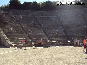 [P14] Teatrul, cu rândurile văzute de pe scenă (orchestra).  » foto by Carmen Ion
 - 
<span class="allrVoted glyphicon glyphicon-heart hidden" id="av689276"></span>
<a class="m-l-10 hidden" id="sv689276" onclick="voting_Foto_DelVot(,689276,5137)" role="button">șterge vot <span class="glyphicon glyphicon-remove"></span></a>
<a id="v9689276" class=" c-red"  onclick="voting_Foto_SetVot(689276)" role="button"><span class="glyphicon glyphicon-heart-empty"></span> <b>LIKE</b> = Votează poza</a> <img class="hidden"  id="f689276W9" src="/imagini/loader.gif" border="0" /><span class="AjErrMes hidden" id="e689276ErM"></span>