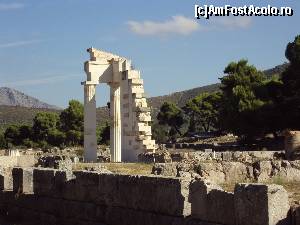 [P24] Asklepion - propylaia, intrarea principală în sanctuar.  » foto by Carmen Ion
 - 
<span class="allrVoted glyphicon glyphicon-heart hidden" id="av689286"></span>
<a class="m-l-10 hidden" id="sv689286" onclick="voting_Foto_DelVot(,689286,5137)" role="button">șterge vot <span class="glyphicon glyphicon-remove"></span></a>
<a id="v9689286" class=" c-red"  onclick="voting_Foto_SetVot(689286)" role="button"><span class="glyphicon glyphicon-heart-empty"></span> <b>LIKE</b> = Votează poza</a> <img class="hidden"  id="f689286W9" src="/imagini/loader.gif" border="0" /><span class="AjErrMes hidden" id="e689286ErM"></span>
