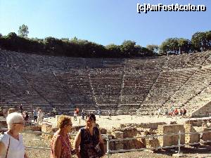 [P06] Teatrul - în prim plan câţiva membri ai corului din Avignon.  » foto by Carmen Ion
 - 
<span class="allrVoted glyphicon glyphicon-heart hidden" id="av689268"></span>
<a class="m-l-10 hidden" id="sv689268" onclick="voting_Foto_DelVot(,689268,5137)" role="button">șterge vot <span class="glyphicon glyphicon-remove"></span></a>
<a id="v9689268" class=" c-red"  onclick="voting_Foto_SetVot(689268)" role="button"><span class="glyphicon glyphicon-heart-empty"></span> <b>LIKE</b> = Votează poza</a> <img class="hidden"  id="f689268W9" src="/imagini/loader.gif" border="0" /><span class="AjErrMes hidden" id="e689268ErM"></span>