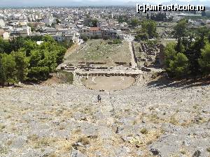 [P32] Argos, amfiteatrul antic şi alte ruine în planul din dreapta » foto by irinad
 - 
<span class="allrVoted glyphicon glyphicon-heart hidden" id="av669720"></span>
<a class="m-l-10 hidden" id="sv669720" onclick="voting_Foto_DelVot(,669720,5137)" role="button">șterge vot <span class="glyphicon glyphicon-remove"></span></a>
<a id="v9669720" class=" c-red"  onclick="voting_Foto_SetVot(669720)" role="button"><span class="glyphicon glyphicon-heart-empty"></span> <b>LIKE</b> = Votează poza</a> <img class="hidden"  id="f669720W9" src="/imagini/loader.gif" border="0" /><span class="AjErrMes hidden" id="e669720ErM"></span>