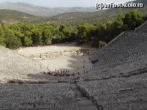 [P38] Renumitul amfiteatru antic de la Epidaur » foto by irinad
 - 
<span class="allrVoted glyphicon glyphicon-heart hidden" id="av669737"></span>
<a class="m-l-10 hidden" id="sv669737" onclick="voting_Foto_DelVot(,669737,5137)" role="button">șterge vot <span class="glyphicon glyphicon-remove"></span></a>
<a id="v9669737" class=" c-red"  onclick="voting_Foto_SetVot(669737)" role="button"><span class="glyphicon glyphicon-heart-empty"></span> <b>LIKE</b> = Votează poza</a> <img class="hidden"  id="f669737W9" src="/imagini/loader.gif" border="0" /><span class="AjErrMes hidden" id="e669737ErM"></span>