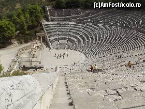 [P40] Surprins dintr-o laterală, amfiteatrul de la Epidaur pare mai grandios » foto by irinad
 - 
<span class="allrVoted glyphicon glyphicon-heart hidden" id="av669739"></span>
<a class="m-l-10 hidden" id="sv669739" onclick="voting_Foto_DelVot(,669739,5137)" role="button">șterge vot <span class="glyphicon glyphicon-remove"></span></a>
<a id="v9669739" class=" c-red"  onclick="voting_Foto_SetVot(669739)" role="button"><span class="glyphicon glyphicon-heart-empty"></span> <b>LIKE</b> = Votează poza</a> <img class="hidden"  id="f669739W9" src="/imagini/loader.gif" border="0" /><span class="AjErrMes hidden" id="e669739ErM"></span>