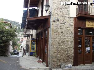 [P17] Aceasta este clădirea din Andritsaina a cărei fotografie am găsit-o în ghidul National Geographic Traveler » foto by irinad
 - 
<span class="allrVoted glyphicon glyphicon-heart hidden" id="av687752"></span>
<a class="m-l-10 hidden" id="sv687752" onclick="voting_Foto_DelVot(,687752,5137)" role="button">șterge vot <span class="glyphicon glyphicon-remove"></span></a>
<a id="v9687752" class=" c-red"  onclick="voting_Foto_SetVot(687752)" role="button"><span class="glyphicon glyphicon-heart-empty"></span> <b>LIKE</b> = Votează poza</a> <img class="hidden"  id="f687752W9" src="/imagini/loader.gif" border="0" /><span class="AjErrMes hidden" id="e687752ErM"></span>