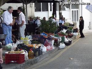 [P18] La piaţă în Andritsaina » foto by irinad
 - 
<span class="allrVoted glyphicon glyphicon-heart hidden" id="av687753"></span>
<a class="m-l-10 hidden" id="sv687753" onclick="voting_Foto_DelVot(,687753,5137)" role="button">șterge vot <span class="glyphicon glyphicon-remove"></span></a>
<a id="v9687753" class=" c-red"  onclick="voting_Foto_SetVot(687753)" role="button"><span class="glyphicon glyphicon-heart-empty"></span> <b>LIKE</b> = Votează poza</a> <img class="hidden"  id="f687753W9" src="/imagini/loader.gif" border="0" /><span class="AjErrMes hidden" id="e687753ErM"></span>