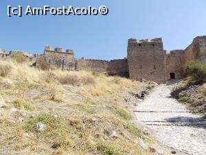 [P20] Cea de-a treia poartă a Acrocorintului » foto by irinad
 - 
<span class="allrVoted glyphicon glyphicon-heart hidden" id="av725599"></span>
<a class="m-l-10 hidden" id="sv725599" onclick="voting_Foto_DelVot(,725599,5137)" role="button">șterge vot <span class="glyphicon glyphicon-remove"></span></a>
<a id="v9725599" class=" c-red"  onclick="voting_Foto_SetVot(725599)" role="button"><span class="glyphicon glyphicon-heart-empty"></span> <b>LIKE</b> = Votează poza</a> <img class="hidden"  id="f725599W9" src="/imagini/loader.gif" border="0" /><span class="AjErrMes hidden" id="e725599ErM"></span>