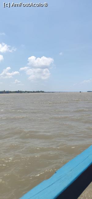 [P09] Mekong river a 3 a lungime din lume » foto by luc64
 - 
<span class="allrVoted glyphicon glyphicon-heart hidden" id="av1390549"></span>
<a class="m-l-10 hidden" id="sv1390549" onclick="voting_Foto_DelVot(,1390549,5166)" role="button">șterge vot <span class="glyphicon glyphicon-remove"></span></a>
<a id="v91390549" class=" c-red"  onclick="voting_Foto_SetVot(1390549)" role="button"><span class="glyphicon glyphicon-heart-empty"></span> <b>LIKE</b> = Votează poza</a> <img class="hidden"  id="f1390549W9" src="/imagini/loader.gif" border="0" /><span class="AjErrMes hidden" id="e1390549ErM"></span>