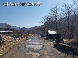 [P02] Locul plin de bălți unde am parcat mașina. » foto by Floryn81
 - 
<span class="allrVoted glyphicon glyphicon-heart hidden" id="av1223314"></span>
<a class="m-l-10 hidden" id="sv1223314" onclick="voting_Foto_DelVot(,1223314,5170)" role="button">șterge vot <span class="glyphicon glyphicon-remove"></span></a>
<a id="v91223314" class=" c-red"  onclick="voting_Foto_SetVot(1223314)" role="button"><span class="glyphicon glyphicon-heart-empty"></span> <b>LIKE</b> = Votează poza</a> <img class="hidden"  id="f1223314W9" src="/imagini/loader.gif" border="0" /><span class="AjErrMes hidden" id="e1223314ErM"></span>