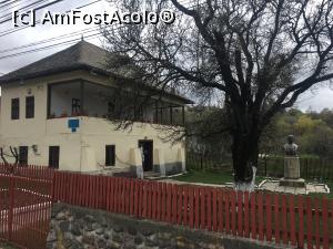 [P09] Casa Memorială George Topârceanu » foto by Yersinia Pestis
 - 
<span class="allrVoted glyphicon glyphicon-heart hidden" id="av1068224"></span>
<a class="m-l-10 hidden" id="sv1068224" onclick="voting_Foto_DelVot(,1068224,5176)" role="button">șterge vot <span class="glyphicon glyphicon-remove"></span></a>
<a id="v91068224" class=" c-red"  onclick="voting_Foto_SetVot(1068224)" role="button"><span class="glyphicon glyphicon-heart-empty"></span> <b>LIKE</b> = Votează poza</a> <img class="hidden"  id="f1068224W9" src="/imagini/loader.gif" border="0" /><span class="AjErrMes hidden" id="e1068224ErM"></span>