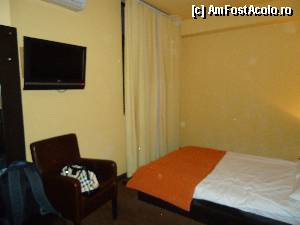 [P09] hotel maxim - mai presus de trei stele - interior camera cu patul matrimonial foarte odihnitor » foto by kmy
 - 
<span class="allrVoted glyphicon glyphicon-heart hidden" id="av407361"></span>
<a class="m-l-10 hidden" id="sv407361" onclick="voting_Foto_DelVot(,407361,5194)" role="button">șterge vot <span class="glyphicon glyphicon-remove"></span></a>
<a id="v9407361" class=" c-red"  onclick="voting_Foto_SetVot(407361)" role="button"><span class="glyphicon glyphicon-heart-empty"></span> <b>LIKE</b> = Votează poza</a> <img class="hidden"  id="f407361W9" src="/imagini/loader.gif" border="0" /><span class="AjErrMes hidden" id="e407361ErM"></span>