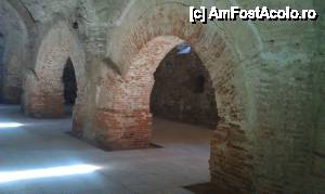 [P13] Arcade de trecere între cele două încăperi ale cramei de la Mănăstirea Brebu jud. Prahova » foto by traian.leuca †
 - 
<span class="allrVoted glyphicon glyphicon-heart hidden" id="av484295"></span>
<a class="m-l-10 hidden" id="sv484295" onclick="voting_Foto_DelVot(,484295,5205)" role="button">șterge vot <span class="glyphicon glyphicon-remove"></span></a>
<a id="v9484295" class=" c-red"  onclick="voting_Foto_SetVot(484295)" role="button"><span class="glyphicon glyphicon-heart-empty"></span> <b>LIKE</b> = Votează poza</a> <img class="hidden"  id="f484295W9" src="/imagini/loader.gif" border="0" /><span class="AjErrMes hidden" id="e484295ErM"></span>